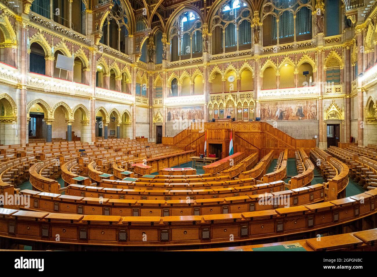 Ungheria, Budapest, patrimonio mondiale dell'UNESCO, distretto di Pest, Parlamento ungherese, emiciclo dove si trova l'Assemblea Nazionale Ungherese Foto Stock