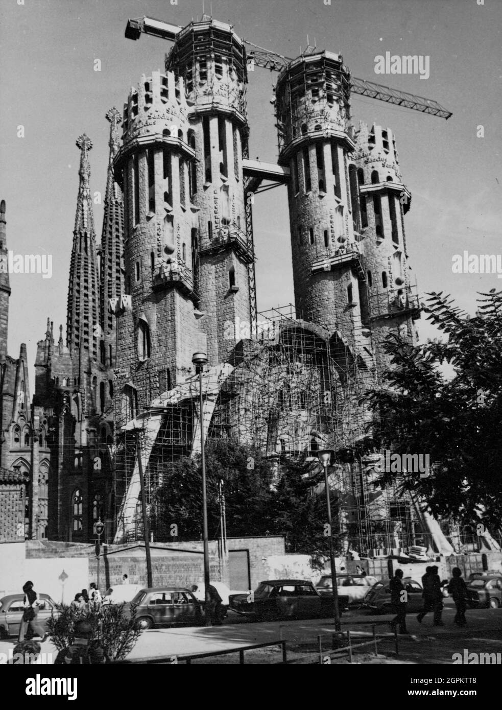 Sagrada Familia (facciata della Passione in costruzione), 1972. Autore:  ANTONI GAUDI Foto stock - Alamy