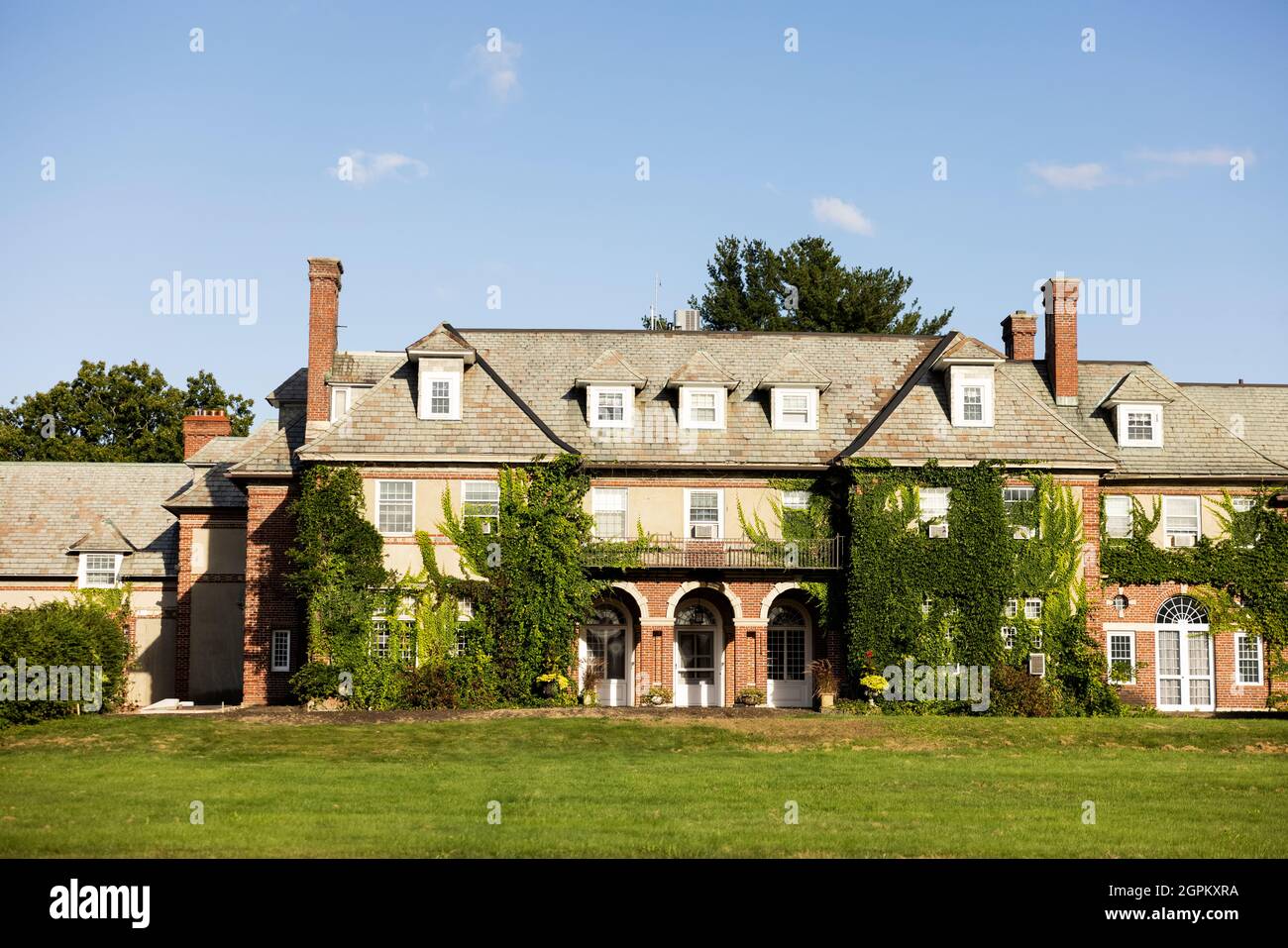 L'edificio originale del 1924 della Doctor Franklin Perkins School, una struttura educativa speciale privata a Lancaster, Massachusetts, USA. Foto Stock