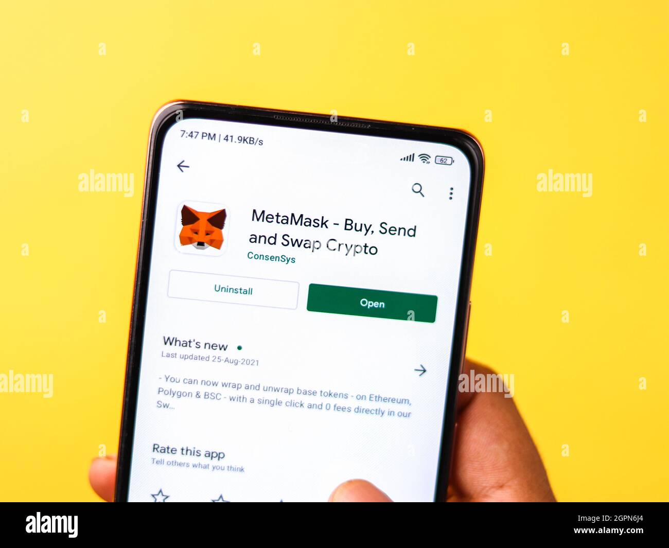 West Bangal, India - 28 settembre 2021 : MetaMask logo sullo schermo del telefono immagine stock. Foto Stock