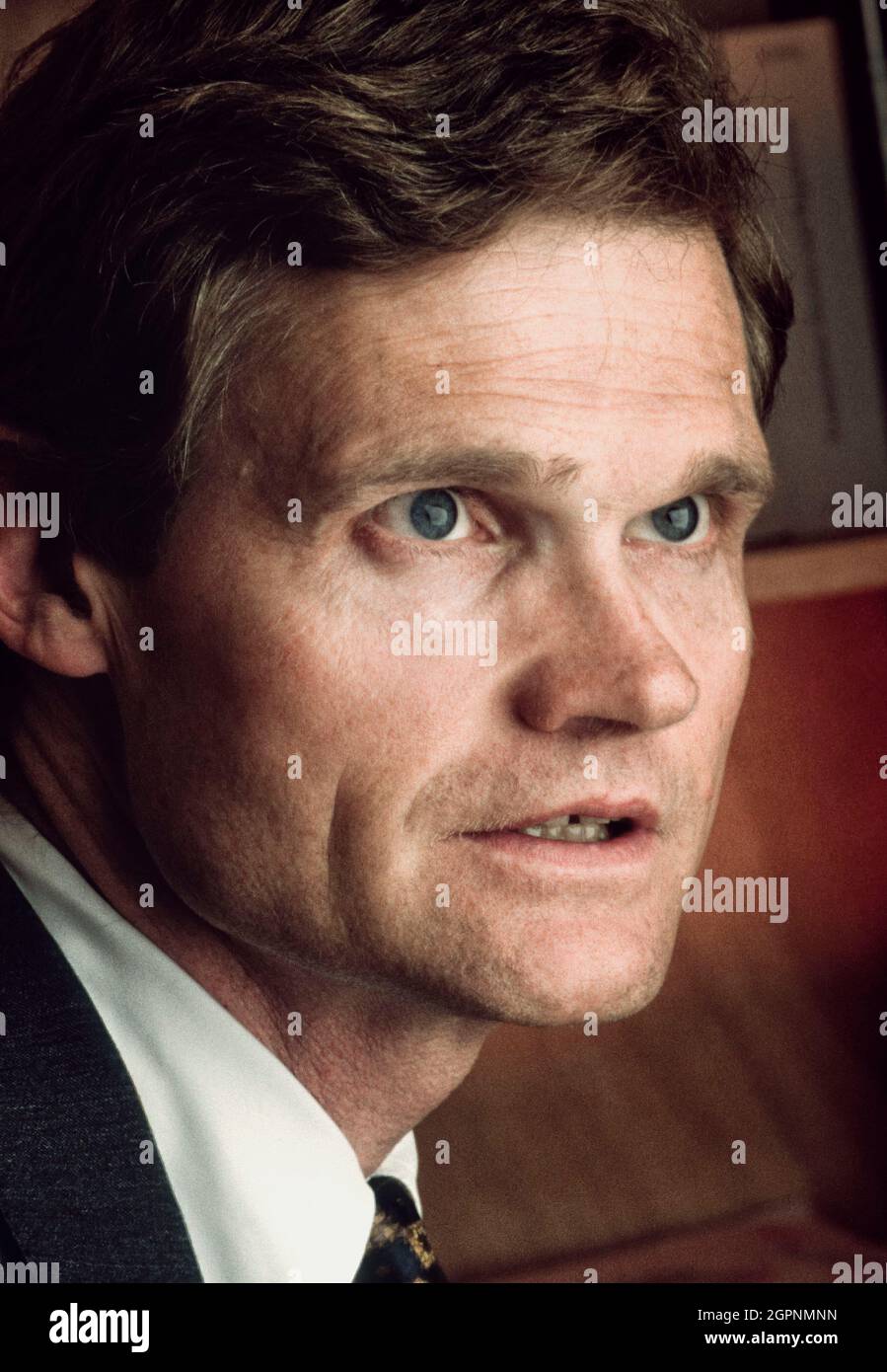 Prof. Sir John Bell, genetista e immunologo britannico-canadese. È membro della UK Vaccine Taskforce e un importante commentatore mediatico su Foto Stock