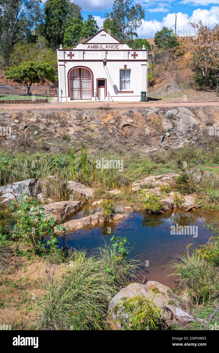 Ravenswood Ambulance Station, costruita nel 1902, sulle rive di Elphinstone Creek, Ravenswood, North Queensland, Australia Foto Stock