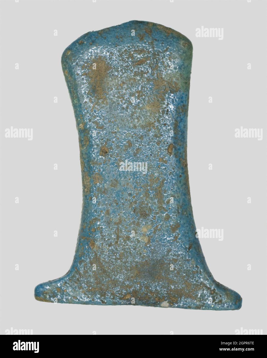 Amuleto di un Axe Blade, Egitto, nuovo Regno, Dinastia 18-20 (circa 1550-1069 a.C.). Foto Stock