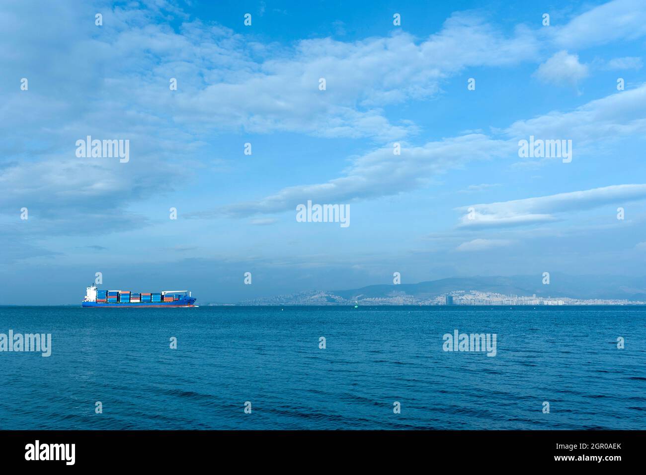 Nave in mare Foto Stock