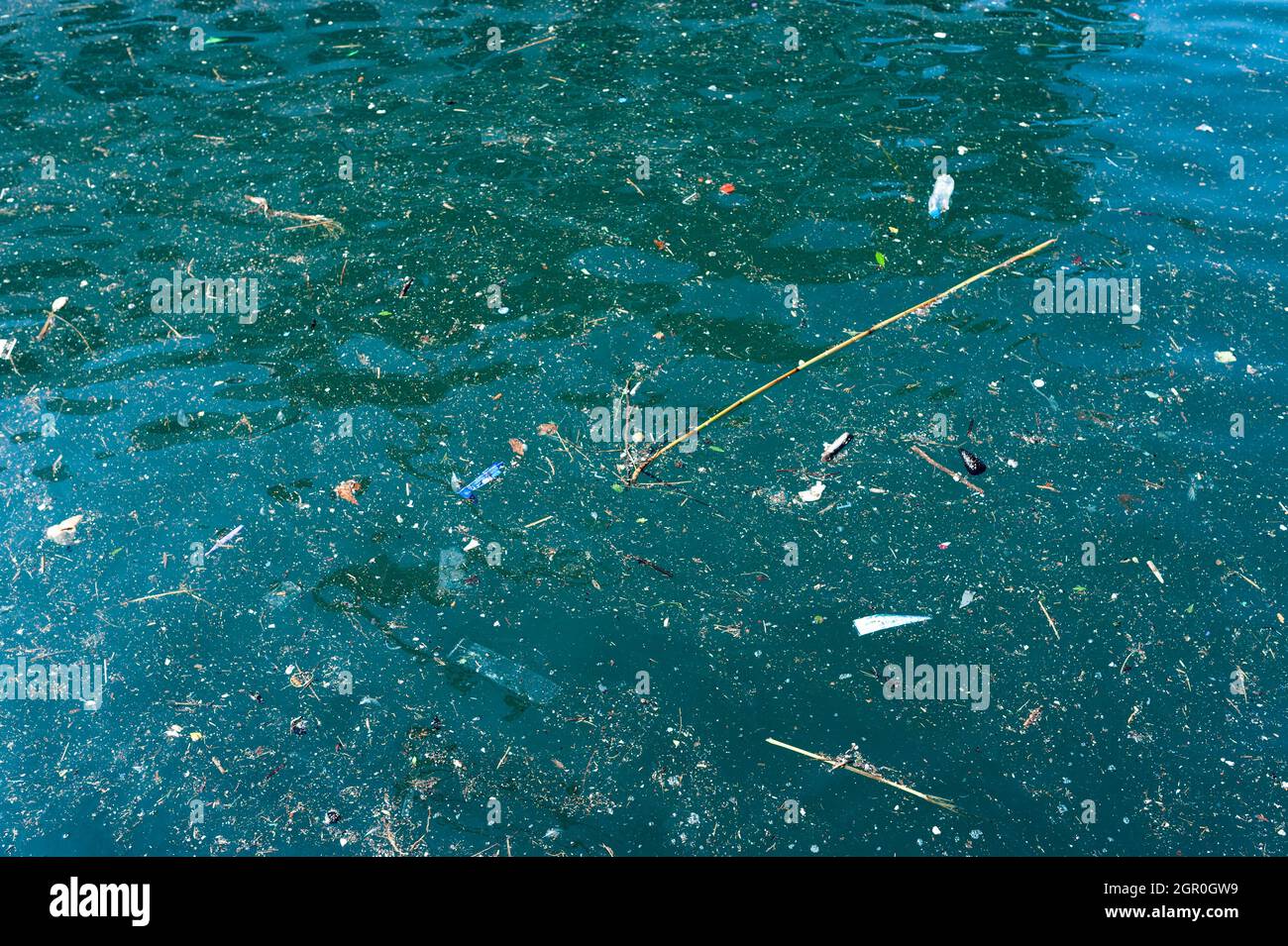 Disastri ambientali, inquinamento marino, mare sporco Foto Stock