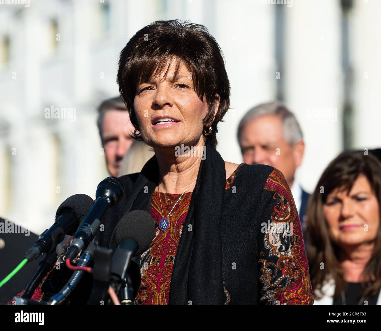 Washington, Stati Uniti. 30 settembre 2021. Il rappresentante degli Stati Uniti Yvette Herrell (R-NM) parla del confine meridionale in una conferenza stampa organizzata dal Comitato di Studio Repubblicano. Credit: SOPA Images Limited/Alamy Live News Foto Stock