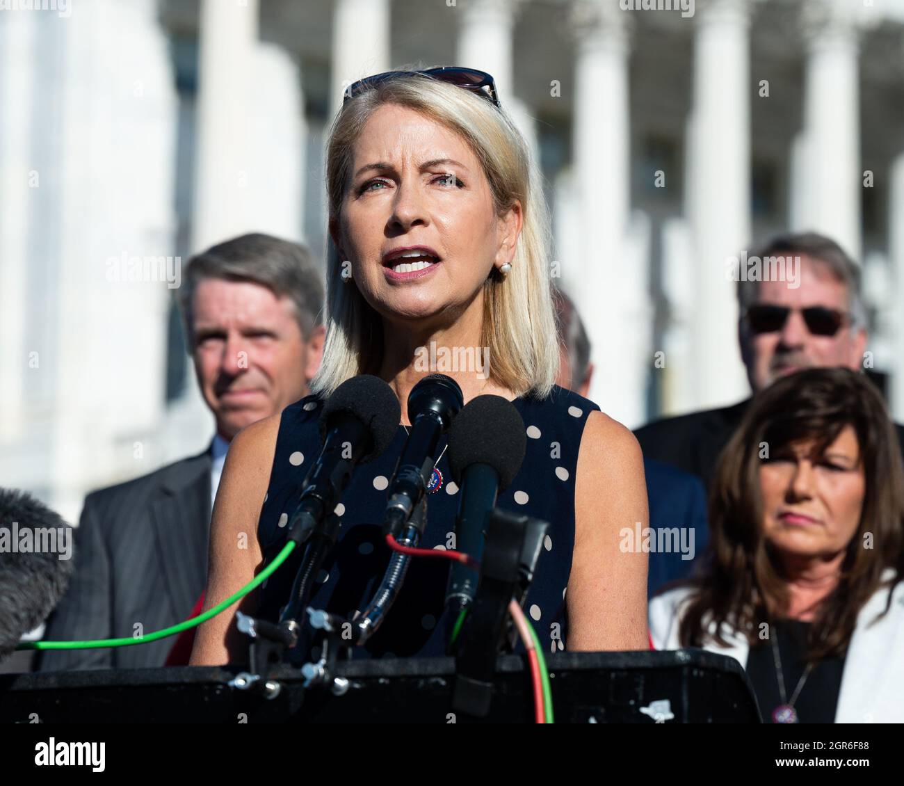 Washington, Stati Uniti. 30 settembre 2021. Il rappresentante degli Stati Uniti Mary Miller (R-il)parla del confine meridionale in una conferenza stampa organizzata dal Comitato di Studio Repubblicano. Credit: SOPA Images Limited/Alamy Live News Foto Stock