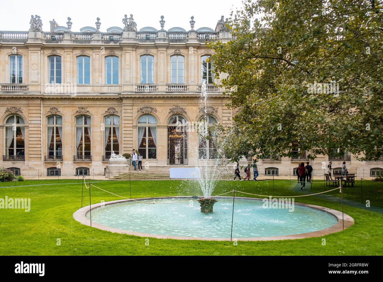 Francia, Parigi, zona dichiarata Patrimonio Mondiale dell'Umanità dall'UNESCO, il Palais Bourbon, capo dell'Assemblea Nazionale Foto Stock