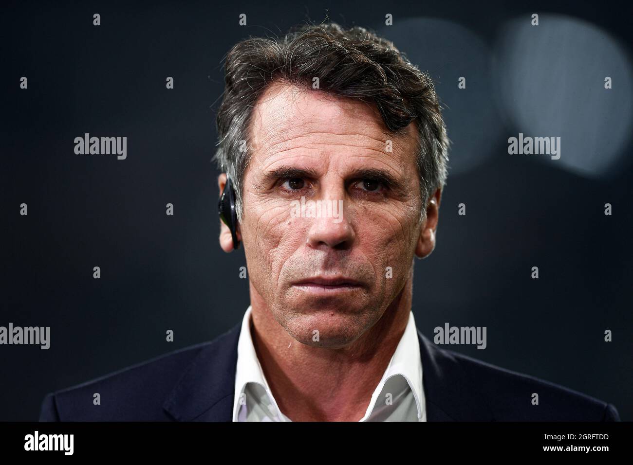 Torino, Italia. 29 settembre 2021. Gianfranco Zola, ex giocatore del Chelsea FC, si occupa della partita di calcio della UEFA Champions League tra Juventus FC e Chelsea FC. Credit: Nicolò campo/Alamy Live News Foto Stock