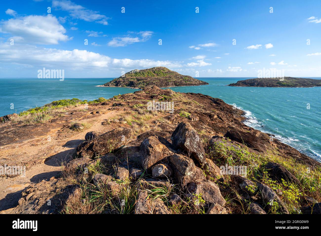 Vista dell'Isola di York e dello stretto di Torres dal percorso a piedi Tip, Penisola di Cape York, lontano Nord Queensland Australia Foto Stock