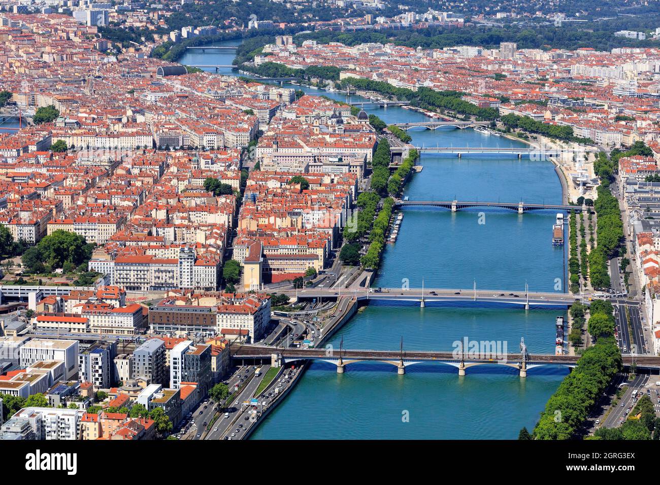 Francia, Rodano, Lione, tra il 2 ° e 3 ° arrondissement, ponti sul fiume Rodano (vista aerea) Foto Stock