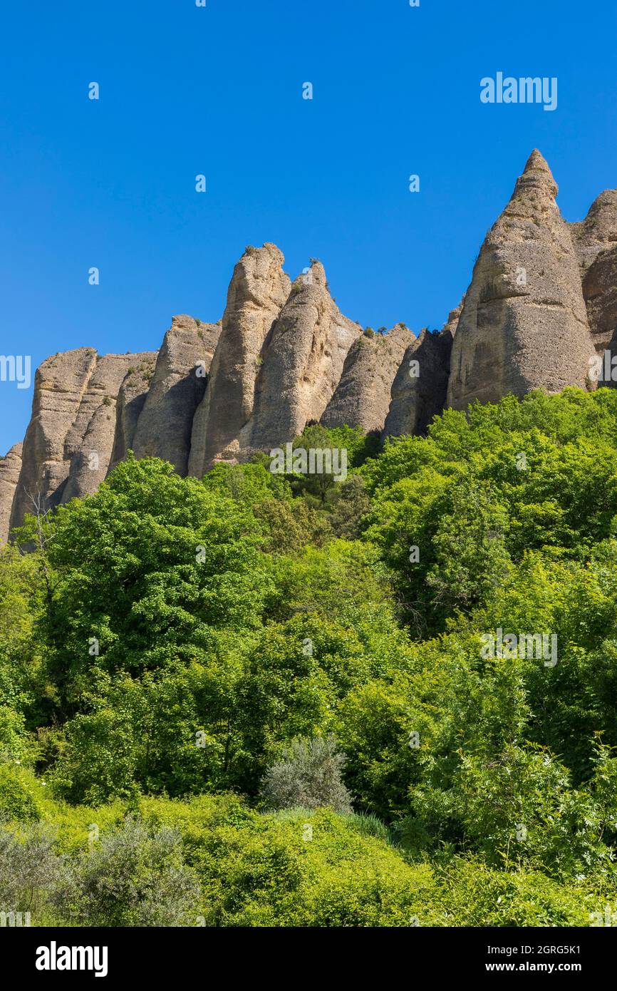 Francia, Alpes de Haute Provence, Les Mees, rocce di penitenti Foto Stock