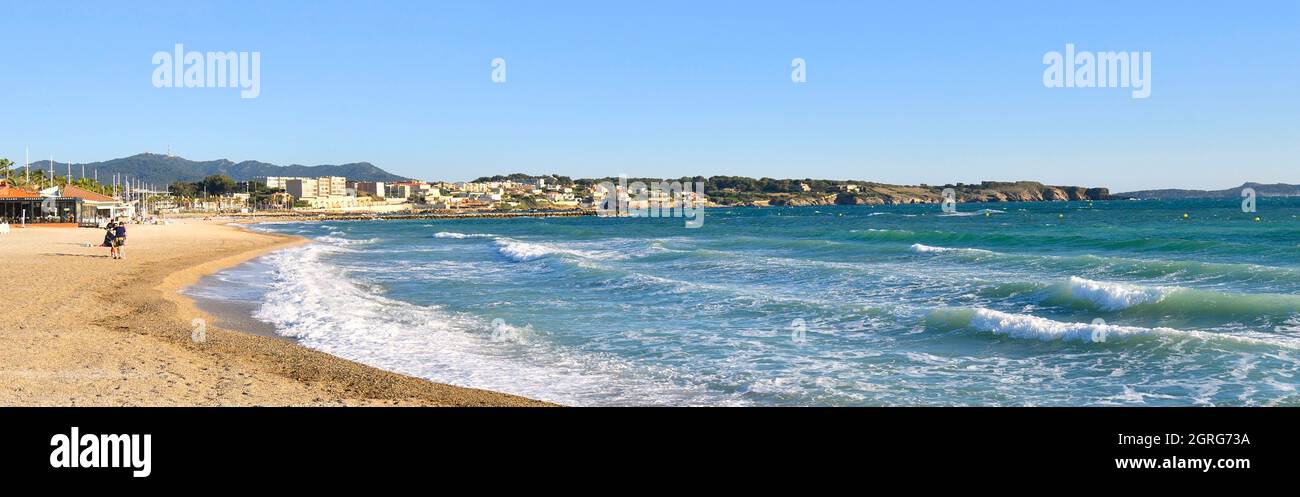 Francia, Var, Six Fours Les Plages, Coudouliere spiaggia Foto stock - Alamy