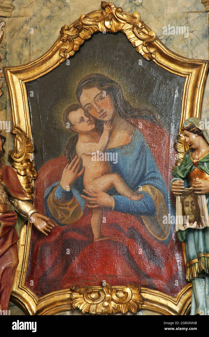 Altare della Vergine Maria nella chiesa di San Giovanni Apostolo ed Evangelista a Cerje, Croazia Foto Stock