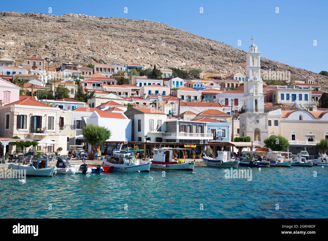 Porto di Emborio, Isola di Halki (Chalki), Gruppo Dodecanese, Grecia Foto Stock