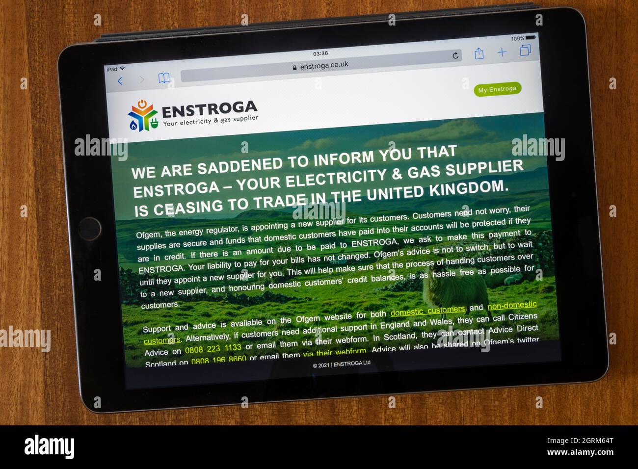 Un messaggio sul sito web della Enstroga Energy Company annuncia che stanno cessando di commerciare nel Regno Unito. Foto Stock