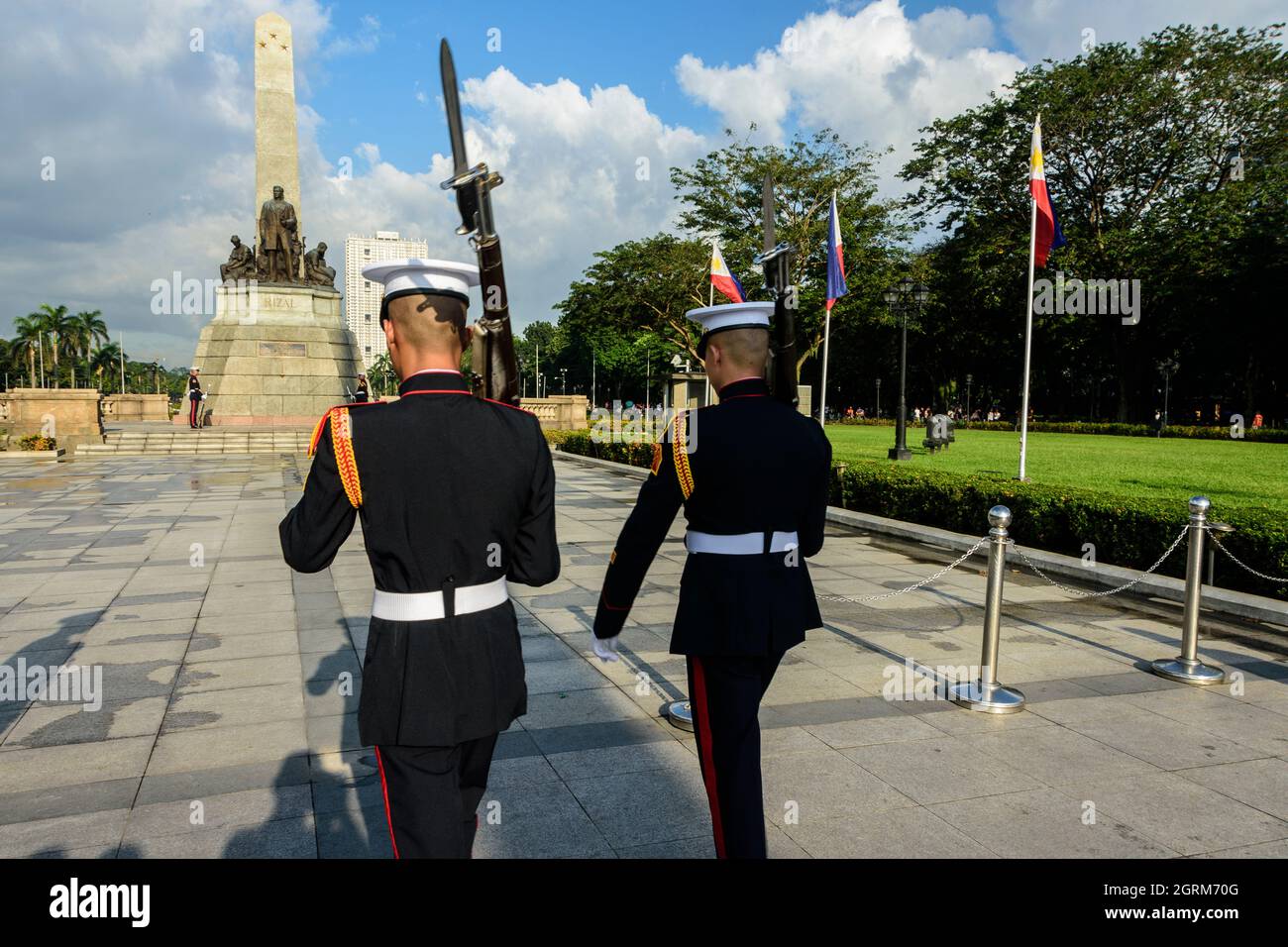 Cambio delle guardie al monumento Rizal a Luneta, Manila, Filippine Foto Stock