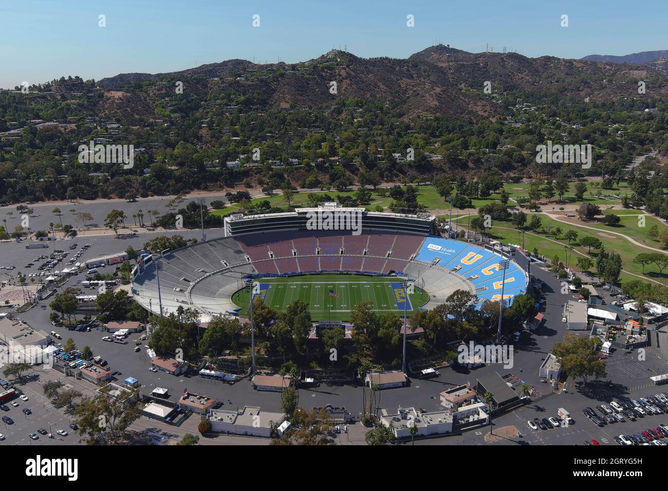 Una vista aerea dello stadio Rose Bowl, venerdì 1 ottobre 2021, a Pasadena, Calif. = Foto Stock Una vista aerea dello stadio Rose Bowl, venerdì 1 ottobre 2021, a Pasadena, Calif. = Foto Stock