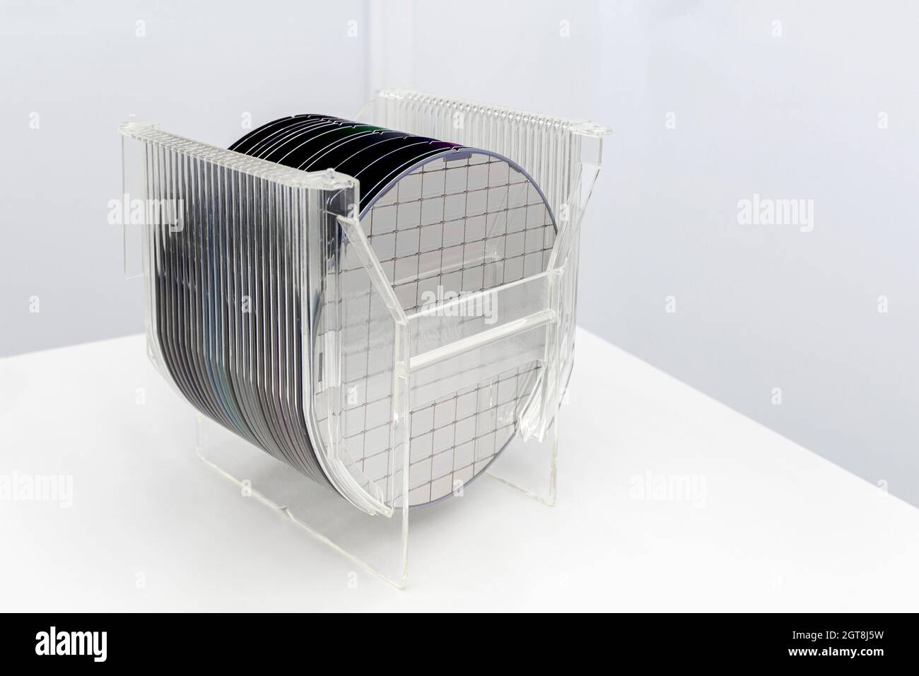 Wafer di silicio preparati per la produzione di chip Foto Stock