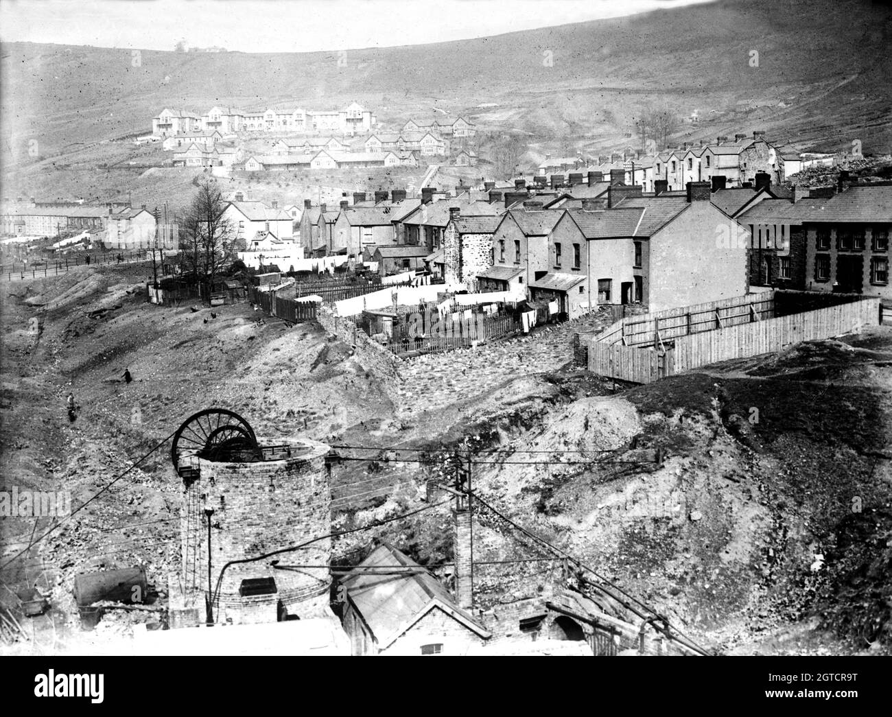 Foto d'epoca circa 1910 di Llwynpia, Galles del Sud. Un villaggio minerario di carbone in Rhondda Cynon Taf, Galles del Sud Foto Stock