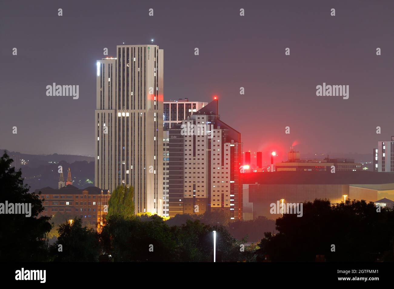 L'edificio più alto dello Yorkshire 'Altus House' si trova a 116 metri nel centro di Leeds Foto Stock