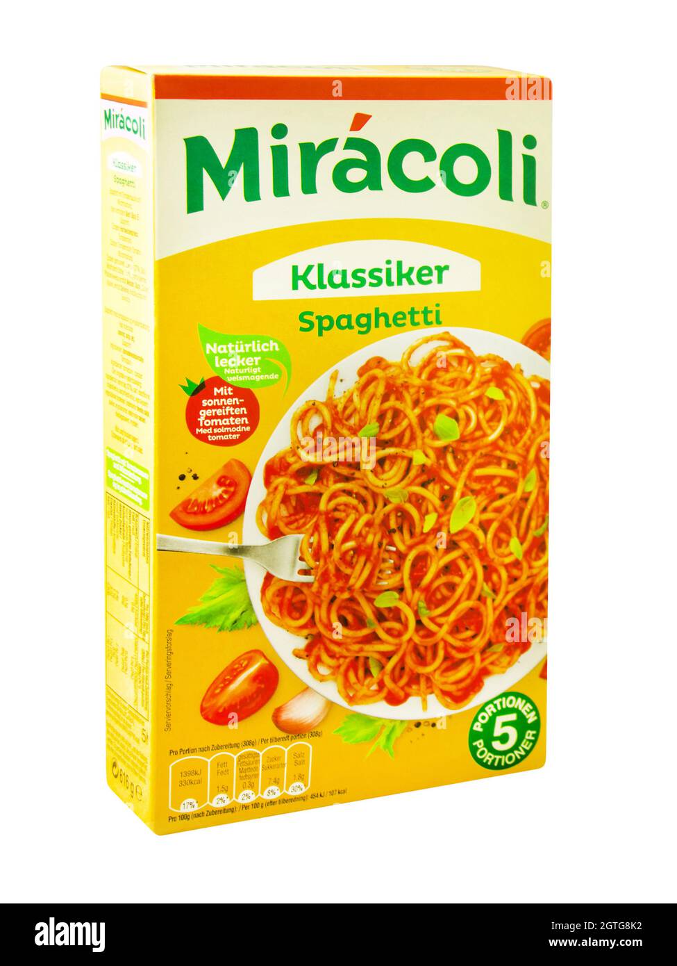 Amburgo, Germania - 1 agosto 2021: Miracoli Pasta KLASSIKER Spaghetti isolato su sfondo bianco Foto Stock