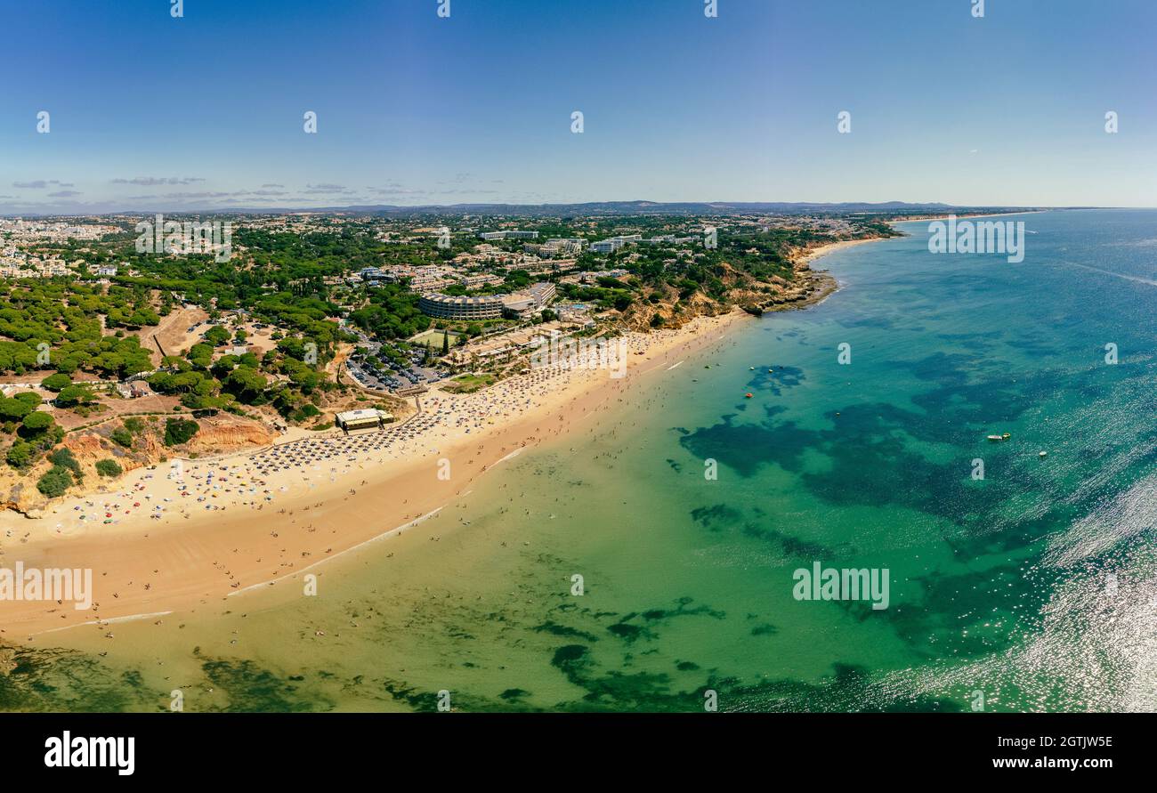 Foto panoramiche aeree di Praia da Balaia e Praia de Santa Eulalia Portogallo, Algarve Albufeira Foto Stock
