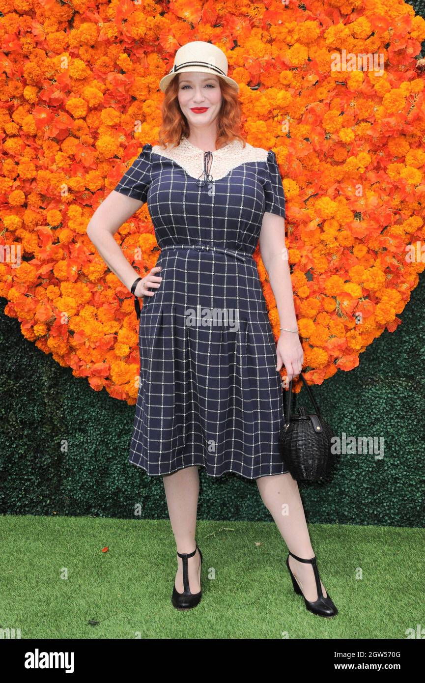 Pacific Palisades, California. 2 ottobre 2021. Christina Hendricks agli arrivi per Veuve Clicquot Polo Classic, Will Rogers state Historic Park, Pacific Palisades, CA 2 ottobre 2021. Credit: Elizabeth Goodenough/Everett Collection/Alamy Live News Foto Stock