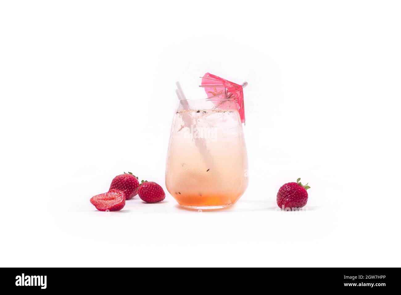 Tutti i tipi di alimenti diversi e ciambelle pane, peperoncino, cibo pollo e manzo sulla parte superiore angolo bello sfondo bianco e grigio Foto Stock