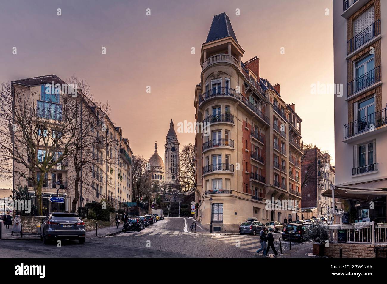 Parigi, Francia - veduta tipica del quartiere di Montmartre a Parigi Foto Stock