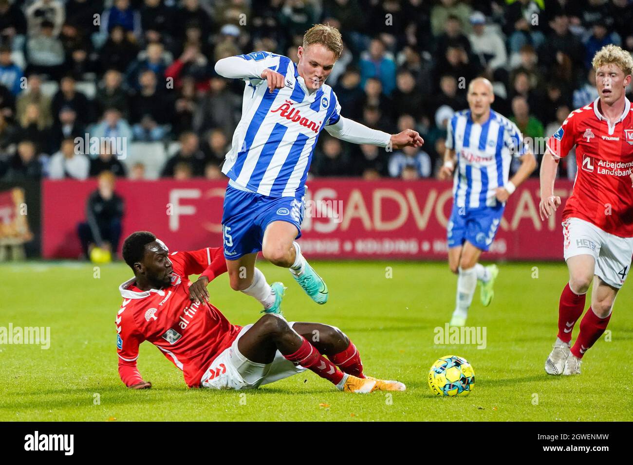 Odense, Danimarca. 01 ottobre 2021. Max Fenger (15) di OB visto durante la partita 3F Superliga tra Odense Boldklub e Vejle Boldklub presso il Parco Naturale dell'energia di Odense. (Photo credit: Gonzales Photo - Kent Rasmussen). Foto Stock