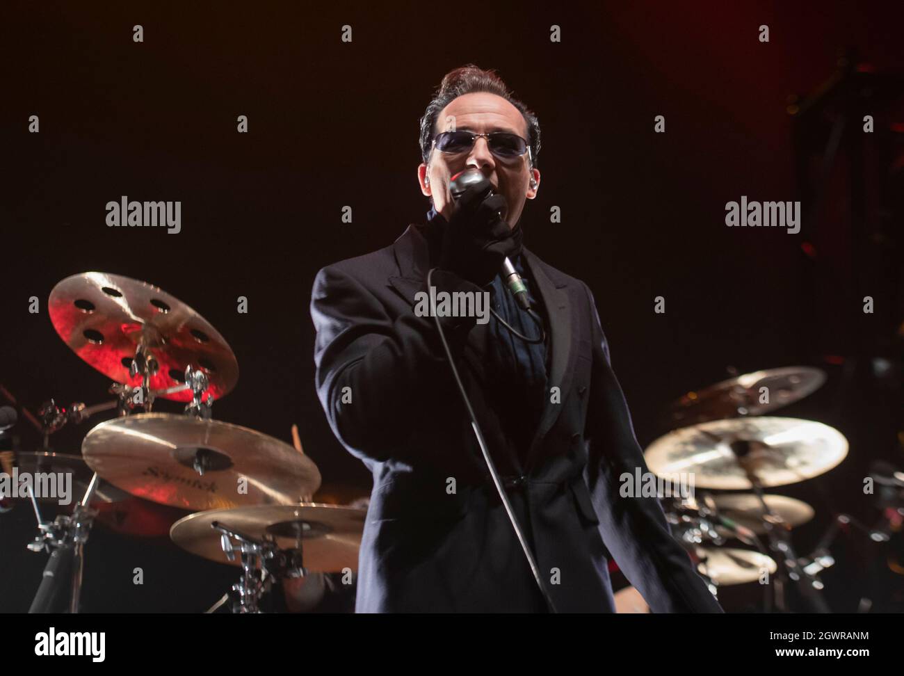 Dave Vanian, il cantante Damned, vive in concerto alla Birmingham Genting Arena, 16 giugno 2018. Fotografia di musica dal vivo. Foto Stock