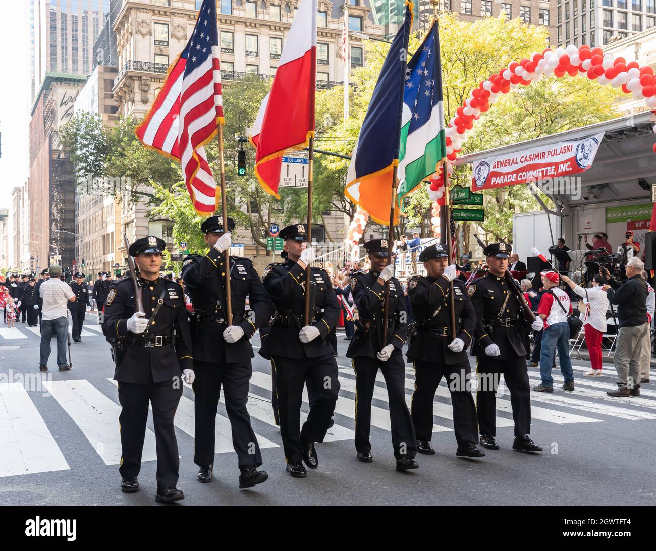 84th annuale Pulaski Day Parade a New York City - 3 ottobre 2021 Foto Stock