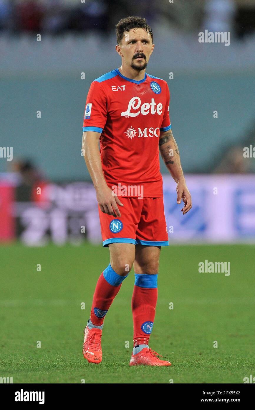Mario Rui giocatore di Napoli, durante la partita della Serie Italiana A  tra Fiorentina e Napoli risultato finale 1-2, partita disputata all'Artemio  Foto stock - Alamy