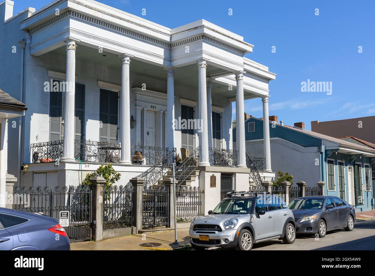 NEW ORLEANS, LA, USA - 25 SETTEMBRE 2021: Casa storica Xiques nel quartiere francese Foto Stock