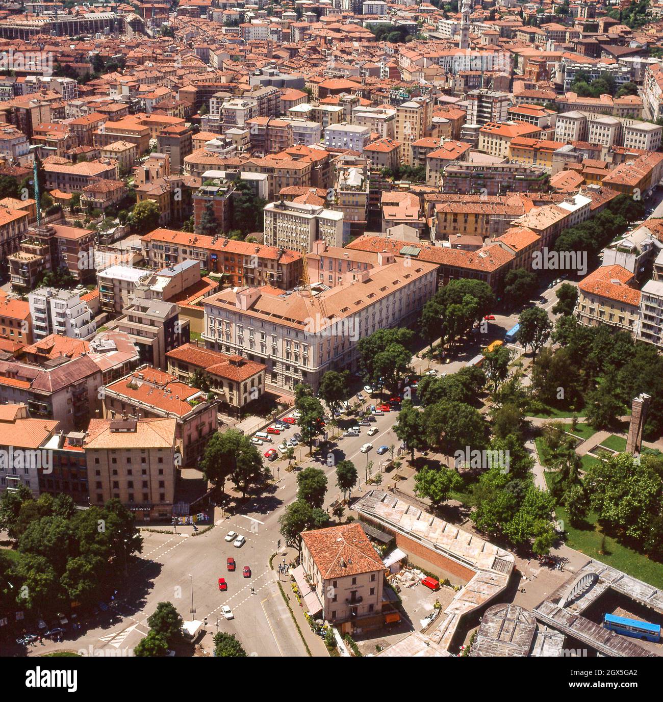 Centro storico di Città alta con il Seminario Vescovile Giovanni XXIII dal  di sopra, Bergamo, Lombardia, Italia, Europa Foto stock - Alamy