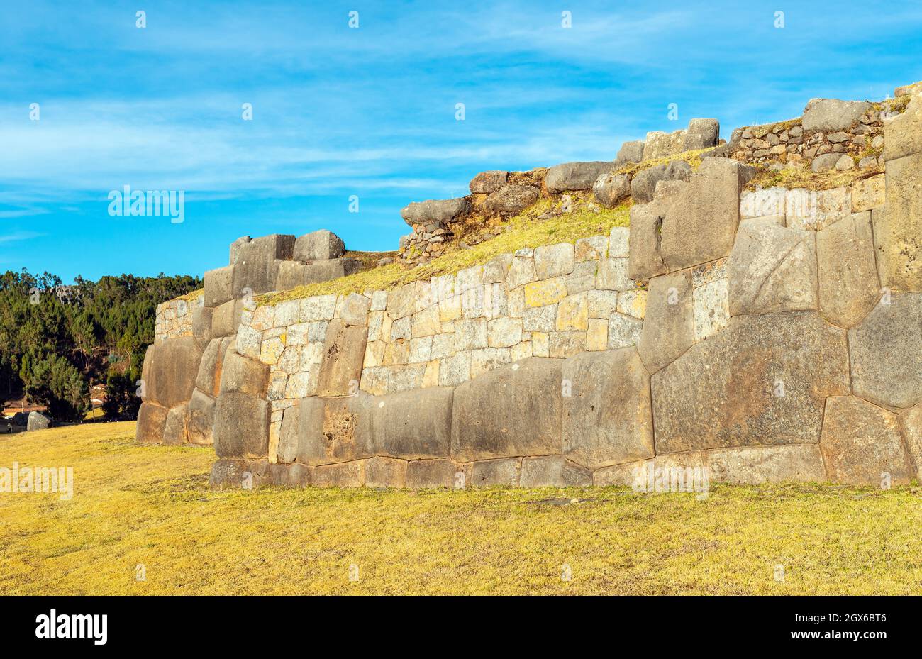 Muro di rovina Sacsayhuaman Inca, Cusco, Perù. Foto Stock