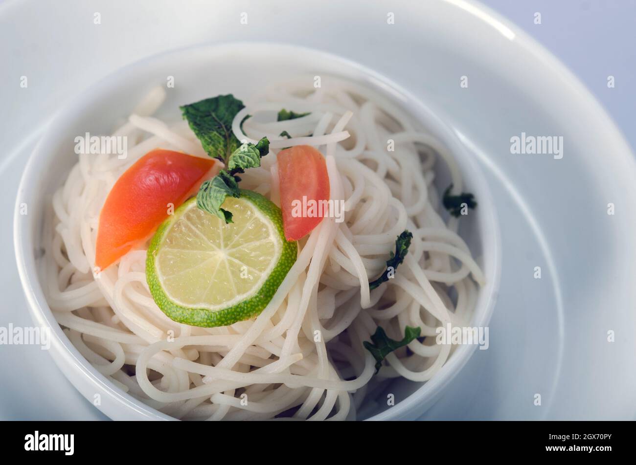 Sri Lanka istantaneo Noodles fatto in casa. Facile e veloce. Cucina asiatica. Foto Stock