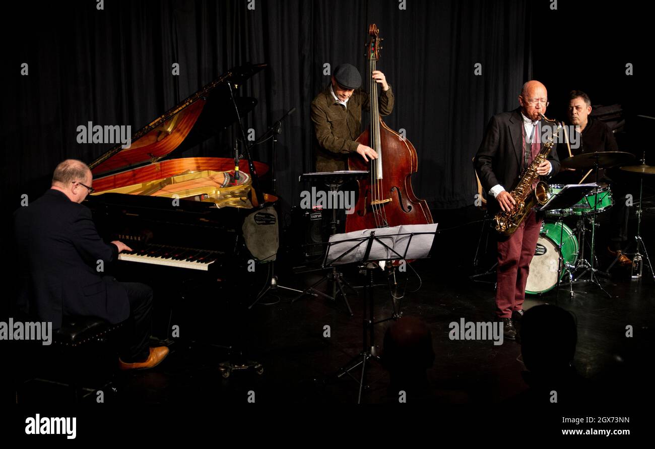 Art Themen, James Wade-sired, Arnie Somogyi, Robin Aspland all'Herts Jazz Club di St Albans Foto Stock