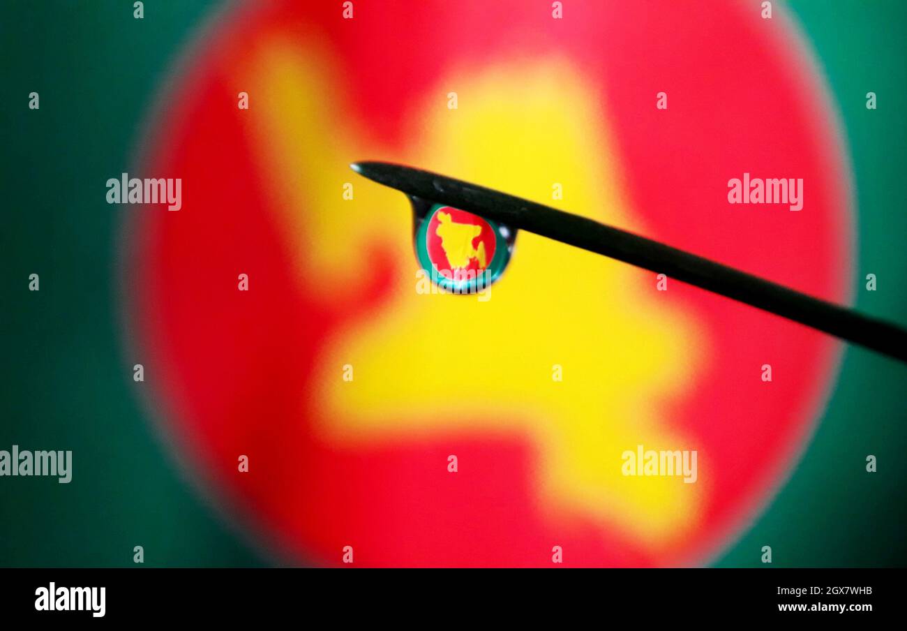 Foto macro gocce d'acqua della mappa del Bangladesh Foto Stock