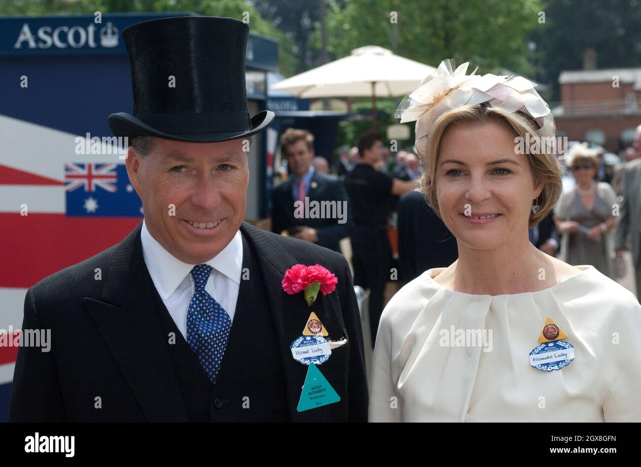 David, Visconte Linley e Serena, Viscountess Linley partecipano al Day 2 di Royal Ascot il 19 giugno 2013 Foto Stock