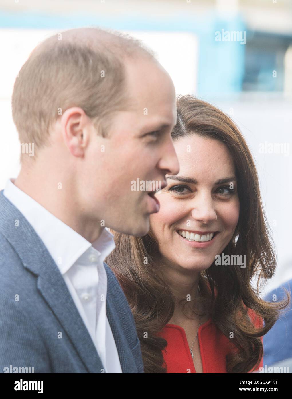 Il Principe William, Duca di Cambridge e Caterina, Duchessa di Cambridge aprono ufficialmente la Global Academy a sostegno dei Capi insieme il 20 aprile 2017 a Hayes, Londra Foto Stock