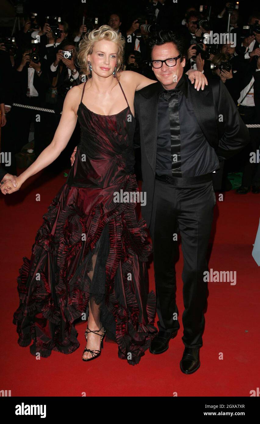 Daryl Hannah e Michael Madsen alla prima di Kill Bill Volume 2, al Festival del Cinema di Cannes del 2004. Doug Peters/allactiondigital Foto Stock