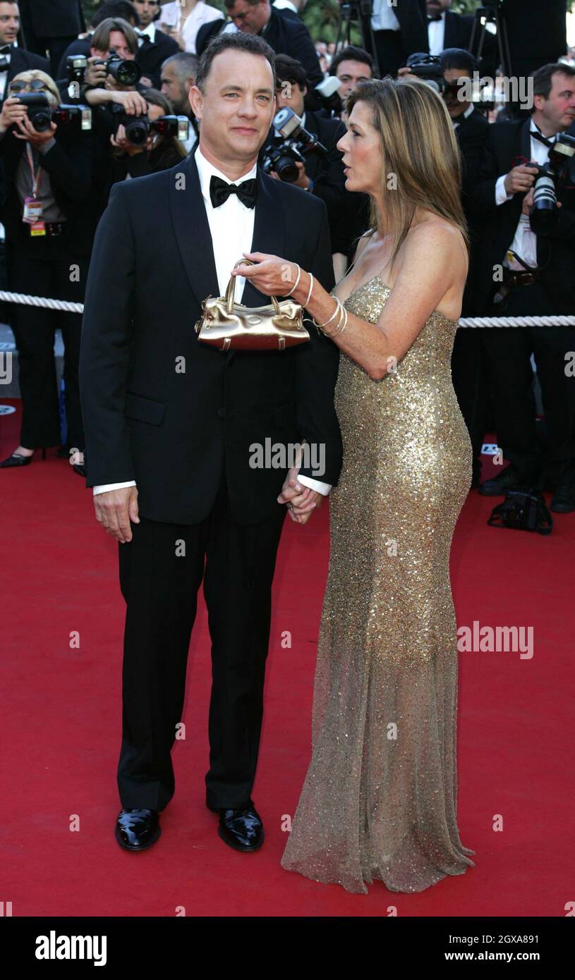 Tom Hanks alla prima dei Ladykillers, parte del Festival del Cinema di Cannes 2004. Doug Peters/allactiondigital Foto Stock