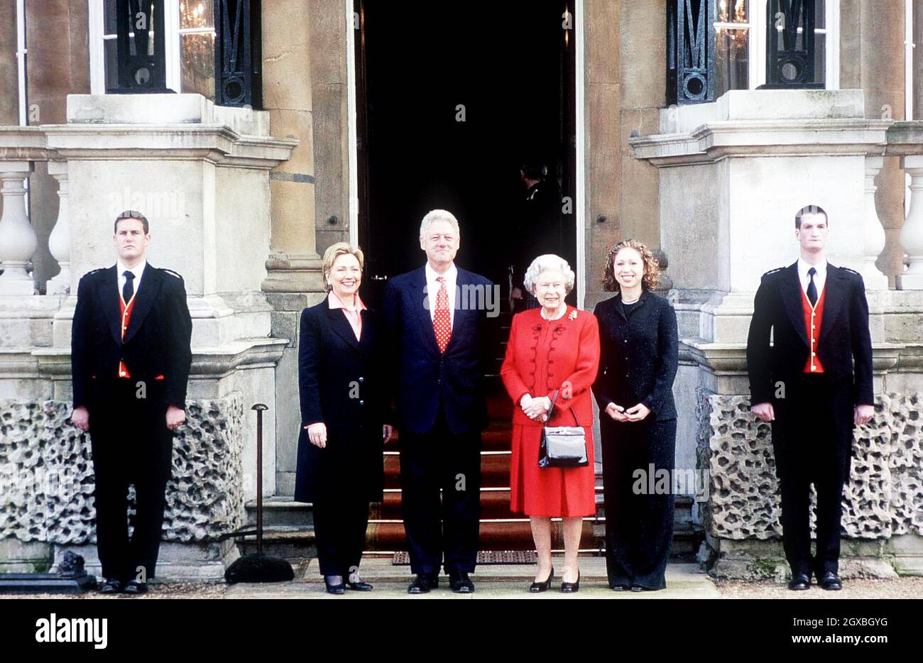 La Regina incontra Bill, Hillary e Chelsea Clinton a Buckingham Palace. Â Anwar Hussein/allactiondigital.com Foto Stock