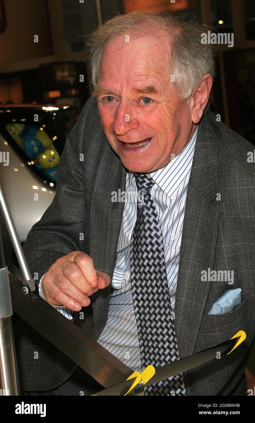 Johnny Ball all'Ideal Home Show 2006 che si è tenuto presso Earl's Court a Londra. Foto Stock