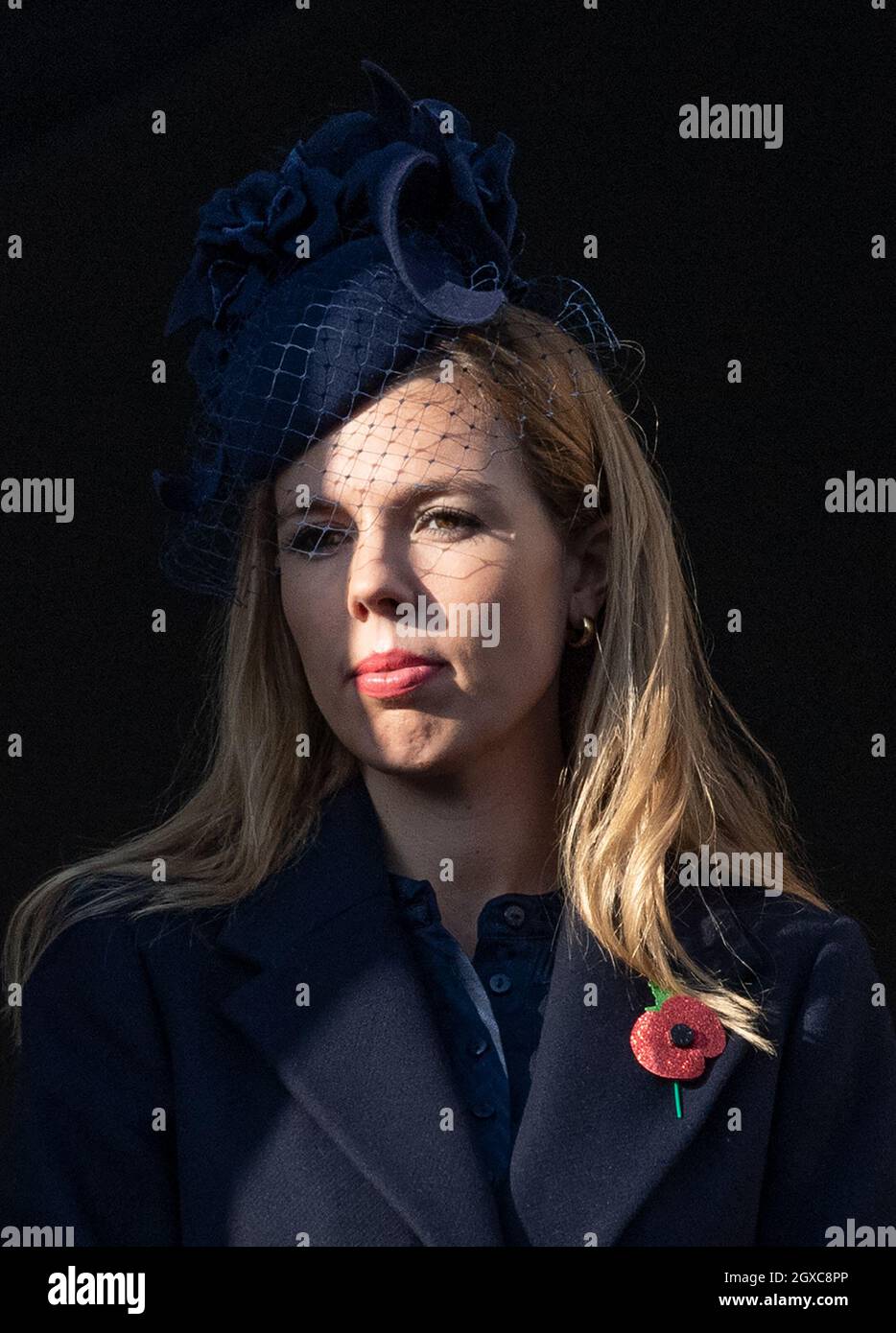 Carrie Symonds, partner del primo ministro britannico Boris Johnson, partecipa all'annuale Memoriale della domenica della memoria al Cenotaph di Londra il 10 novembre 2019. Foto Stock