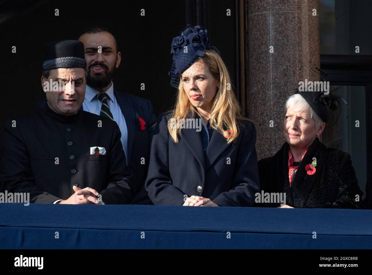 Carrie Symonds, partner del primo ministro britannico Boris Johnson, partecipa all'annuale Memoriale della domenica della memoria al Cenotaph di Londra il 10 novembre 2019. Foto Stock