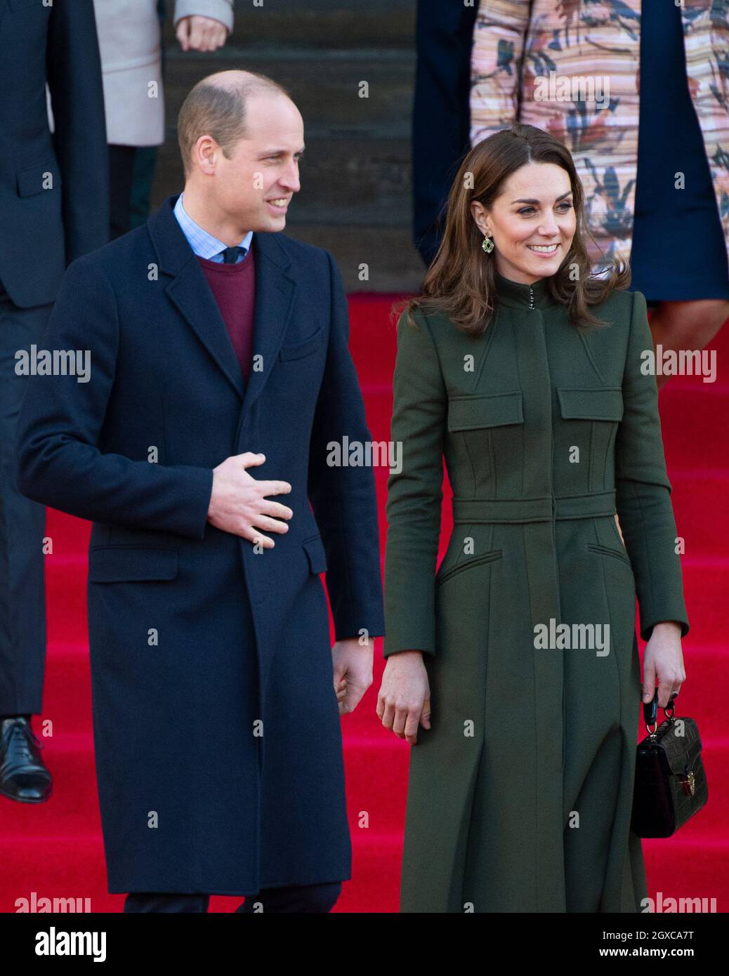 La Duchessa di Cambridge con cappotto di kaki di Alexander McQueen e il Duca di Cambridge visitano il Municipio di Centenary Square, Bradford, Yorkshire il 15 gennaio 2020. Foto Stock