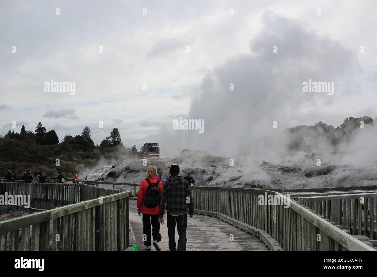 Eruzione del geyser. Pohutu geyser.Rotorua, Nuova Zelanda. 18 ottobre 2011 Foto Stock
